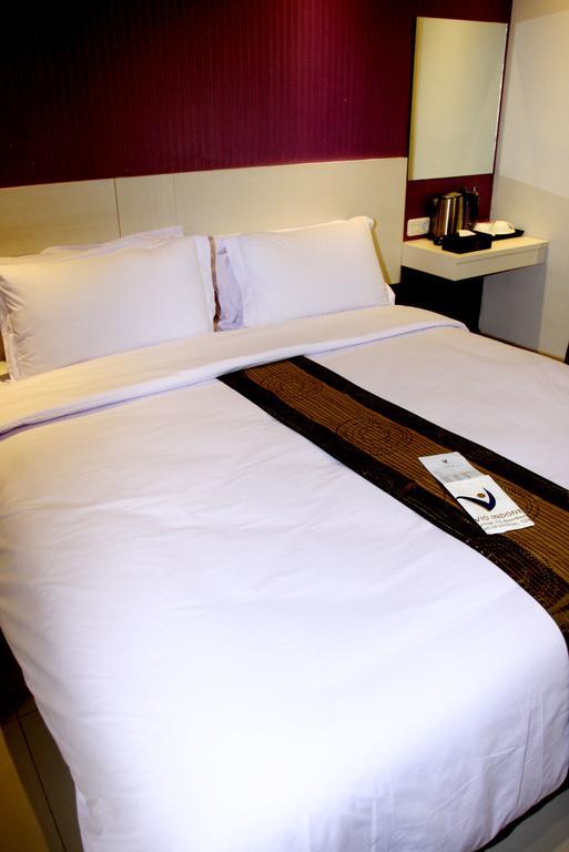 Vio Surapati Bandung Hotell Exteriör bild