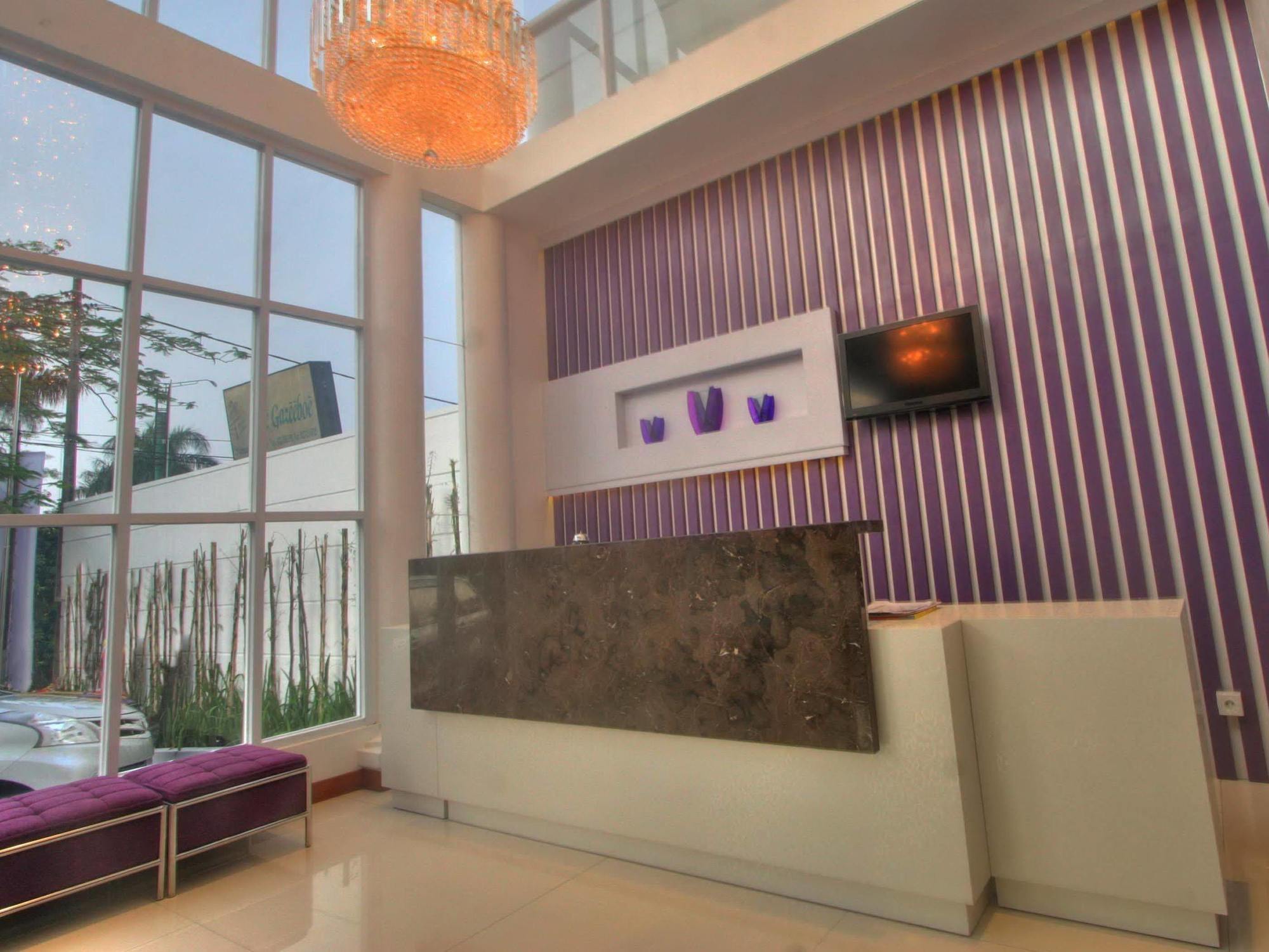 Vio Surapati Bandung Hotell Exteriör bild